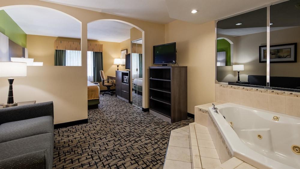 Best Western Crown Inn & Suites - Batavia Exterior photo